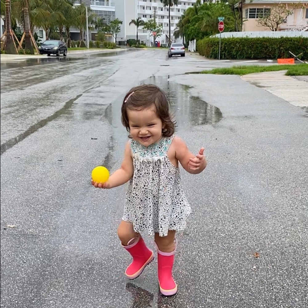 Jessica Simpson top dress